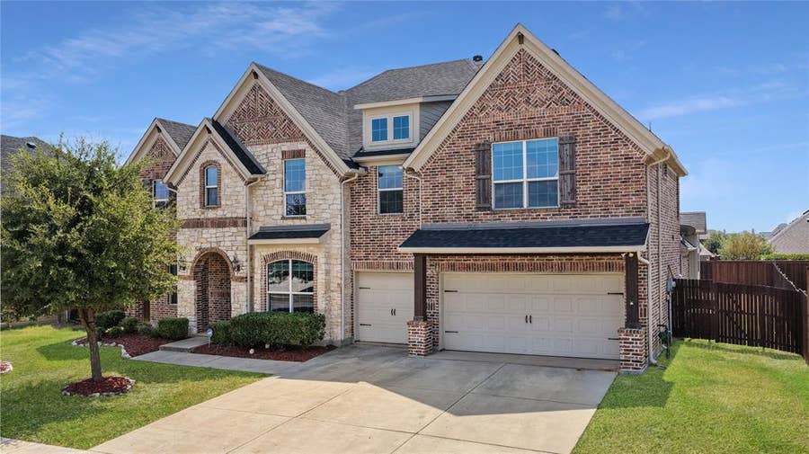 Property photo for 2224 Hideaway Pointe Drive, Little Elm, TX