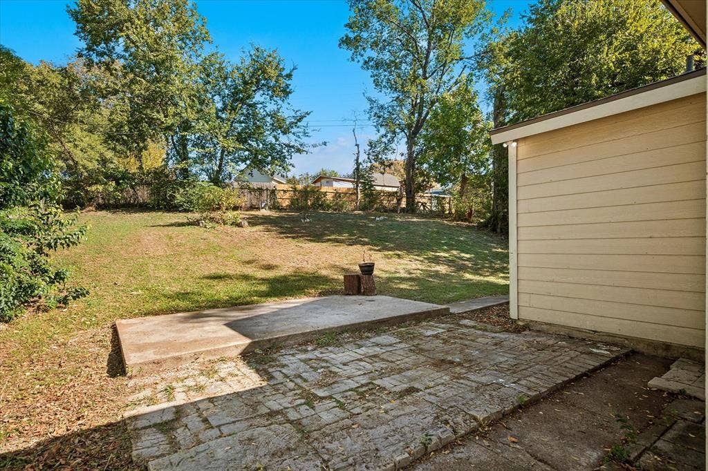 2527 Talco Drive, Dallas, TX 75241 Large Fenced Yard