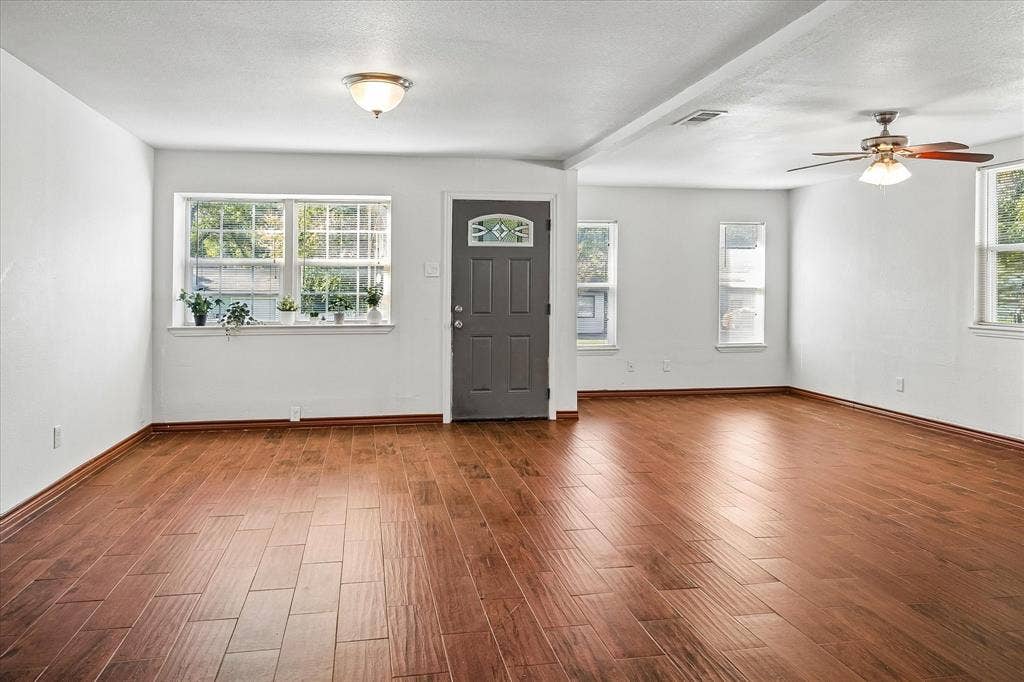 2527 Talco Drive, Dallas, TX 75241 Another View of "Great Room" Open Concept
