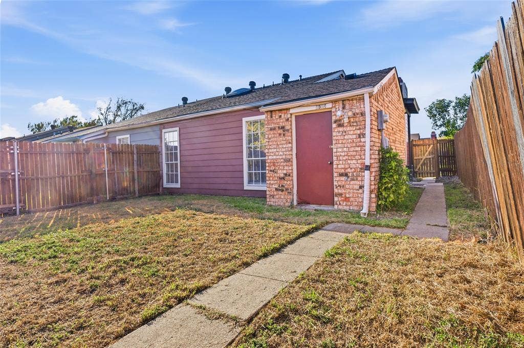 1524 Abilene Drive, Mesquite, TX 75150 1524 Abilene Drive, Mesquite, TX 75150