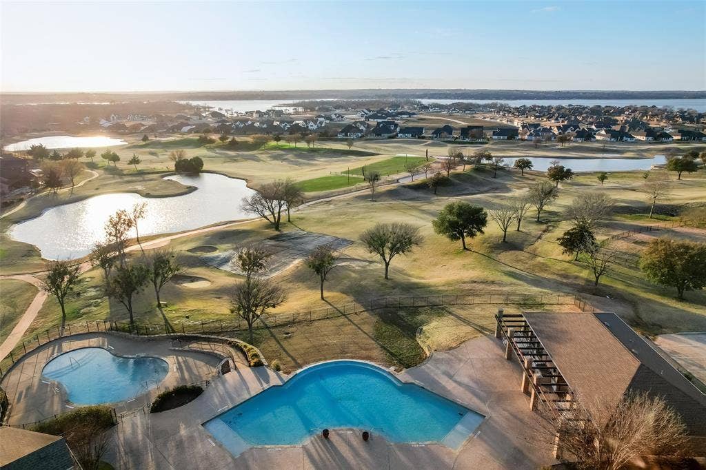 9036 Lakeside Drive, Fort Worth, TX 76179