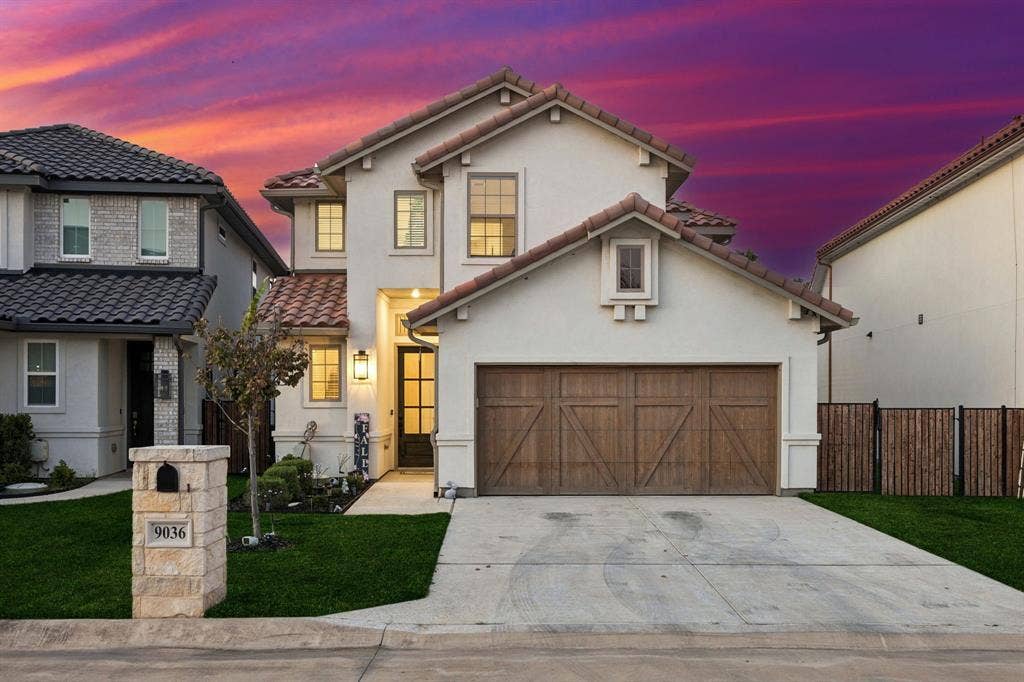 9036 Lakeside Drive, Fort Worth, TX 76179