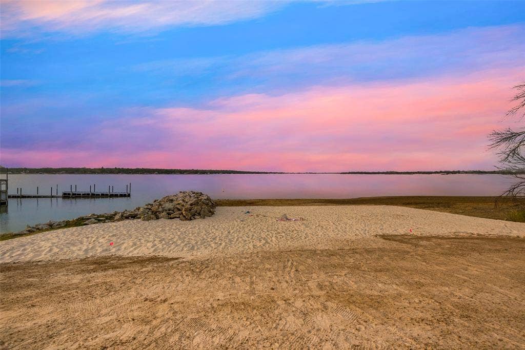 9036 Lakeside Drive, Fort Worth, TX 76179