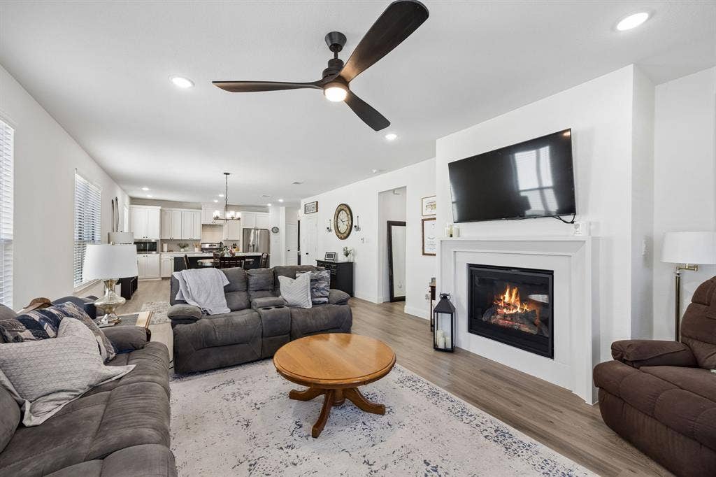 9036 Lakeside Drive, Fort Worth, TX 76179