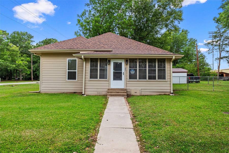Property photo for 401 Central, Quitman, TX
