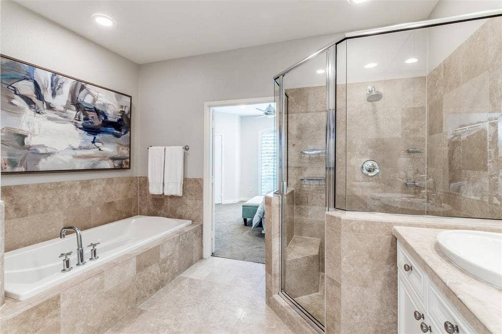 2411 N Hall Street, #31, Dallas, TX 75204 2411 N Hall Street, #31, Dallas, TX 75204