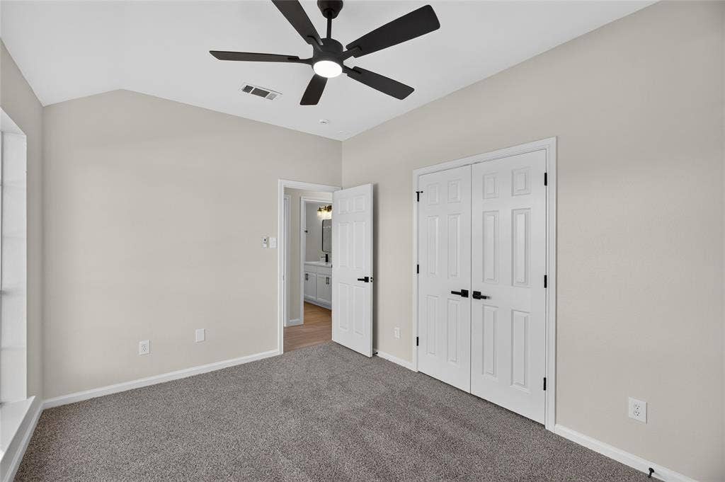 2221 Bridle Path Drive, Lancaster, TX 75146