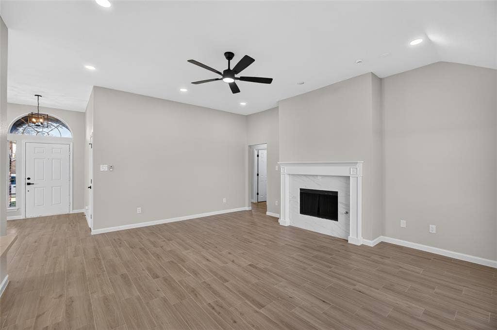 2221 Bridle Path Drive, Lancaster, TX 75146