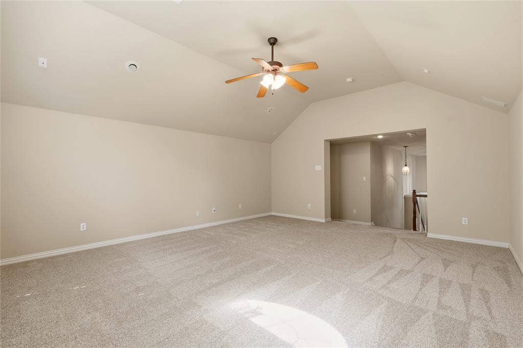 7506 Summit Trail Lane, Sachse, TX 75048 Upstairs living area