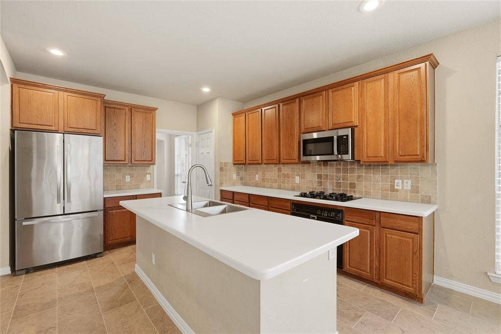 7506 Summit Trail Lane, Sachse, TX 75048 7506 Summit Trail Lane, Sachse, TX 75048