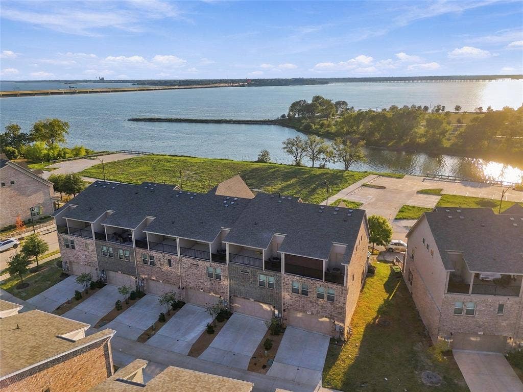 7849 Sunset Boulevard, Rowlett, TX 75088 7849 Sunset Boulevard, Rowlett, TX 75088
