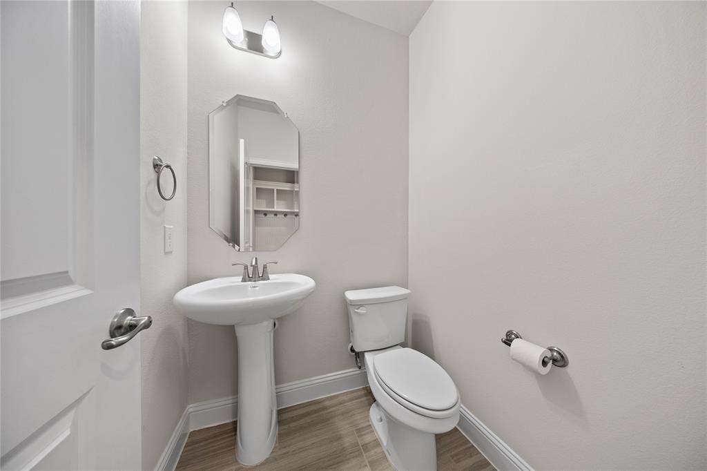 7849 Sunset Boulevard, Rowlett, TX 75088 7849 Sunset Boulevard, Rowlett, TX 75088