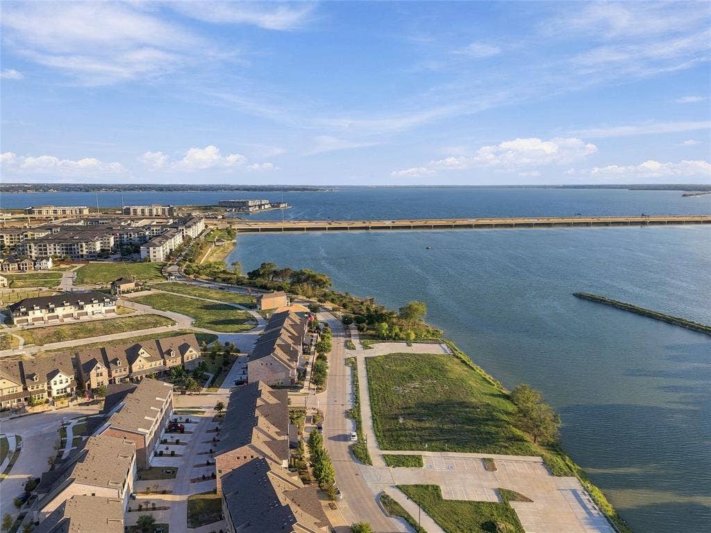 7849 Sunset Boulevard, Rowlett, TX 75088 7849 Sunset Boulevard, Rowlett, TX 75088