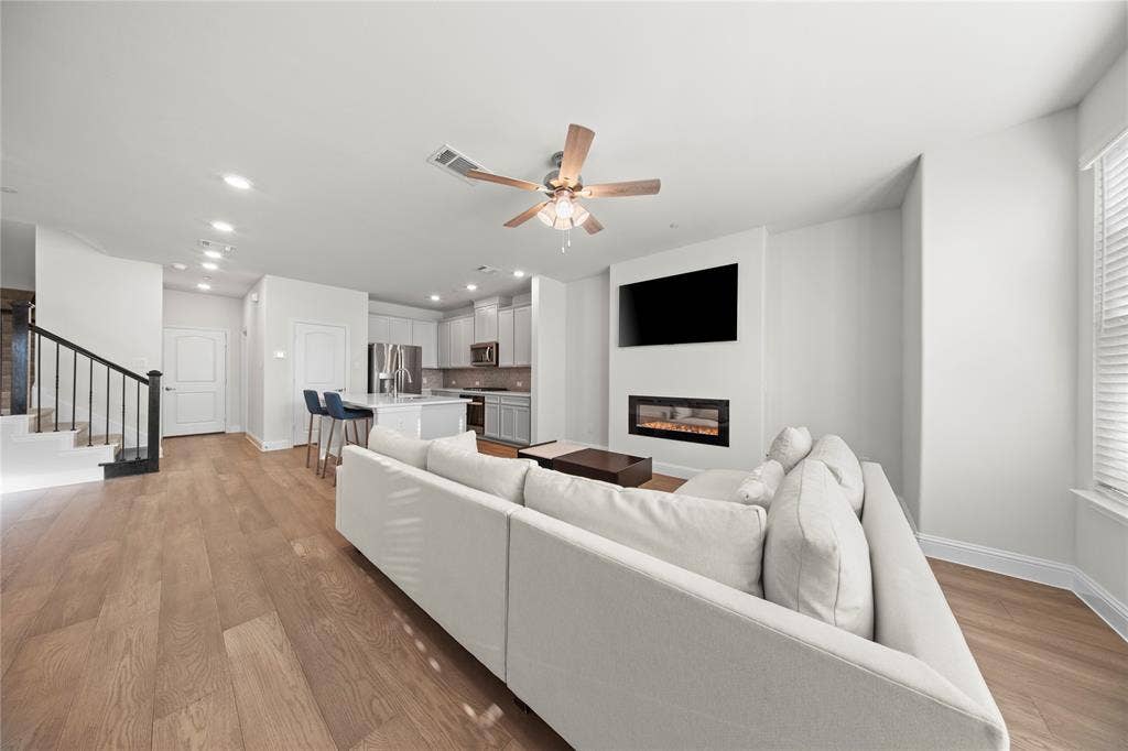 7849 Sunset Boulevard, Rowlett, TX 75088 7849 Sunset Boulevard, Rowlett, TX 75088