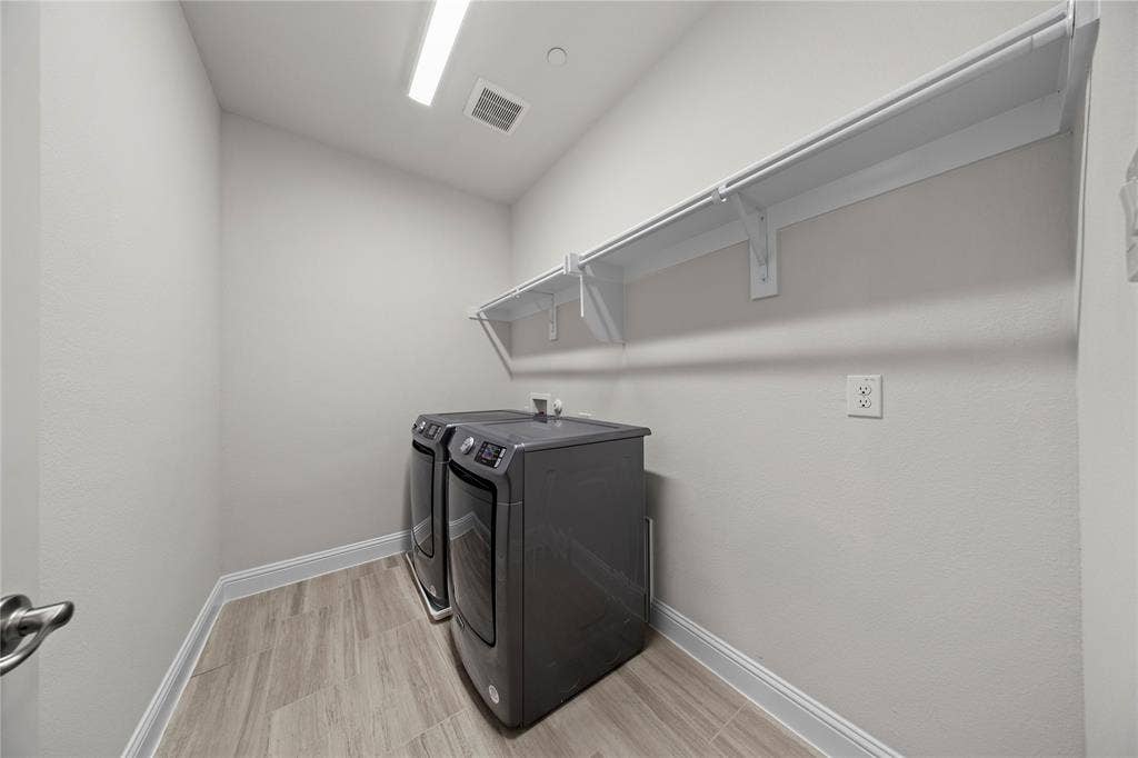 7849 Sunset Boulevard, Rowlett, TX 75088 7849 Sunset Boulevard, Rowlett, TX 75088