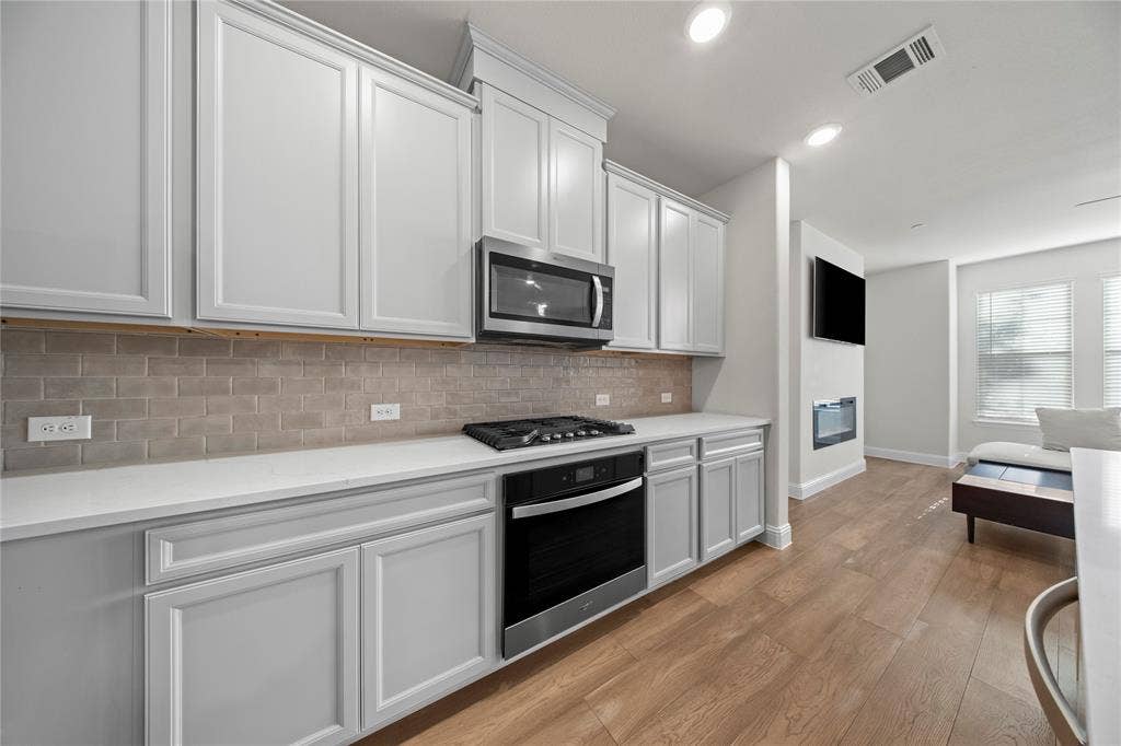 7849 Sunset Boulevard, Rowlett, TX 75088 7849 Sunset Boulevard, Rowlett, TX 75088