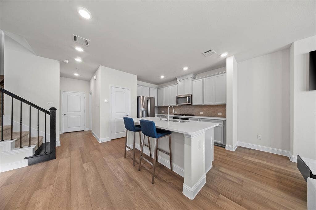 7849 Sunset Boulevard, Rowlett, TX 75088 7849 Sunset Boulevard, Rowlett, TX 75088