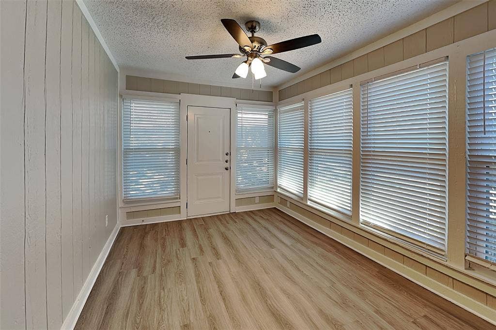 6633 Willow View Drive, Watauga, TX 76148