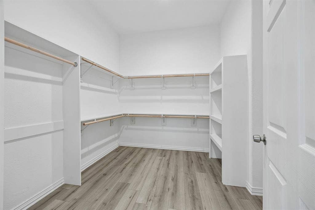 308 N Mcgraw Street, Forney, TX 75126 308 N Mcgraw Street, Forney, TX 75126