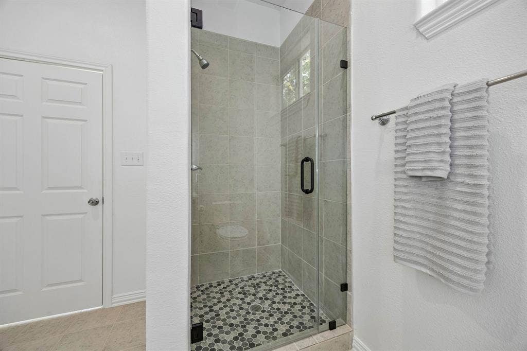 308 N Mcgraw Street, Forney, TX 75126 308 N Mcgraw Street, Forney, TX 75126