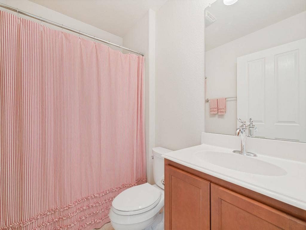 1382 Troon Drive, Frisco, TX 75036 1382 Troon Drive, Frisco, TX 75036