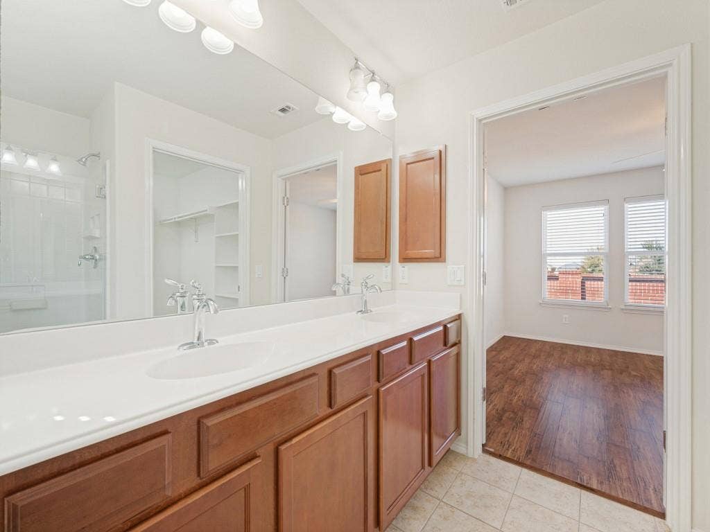 1382 Troon Drive, Frisco, TX 75036 1382 Troon Drive, Frisco, TX 75036