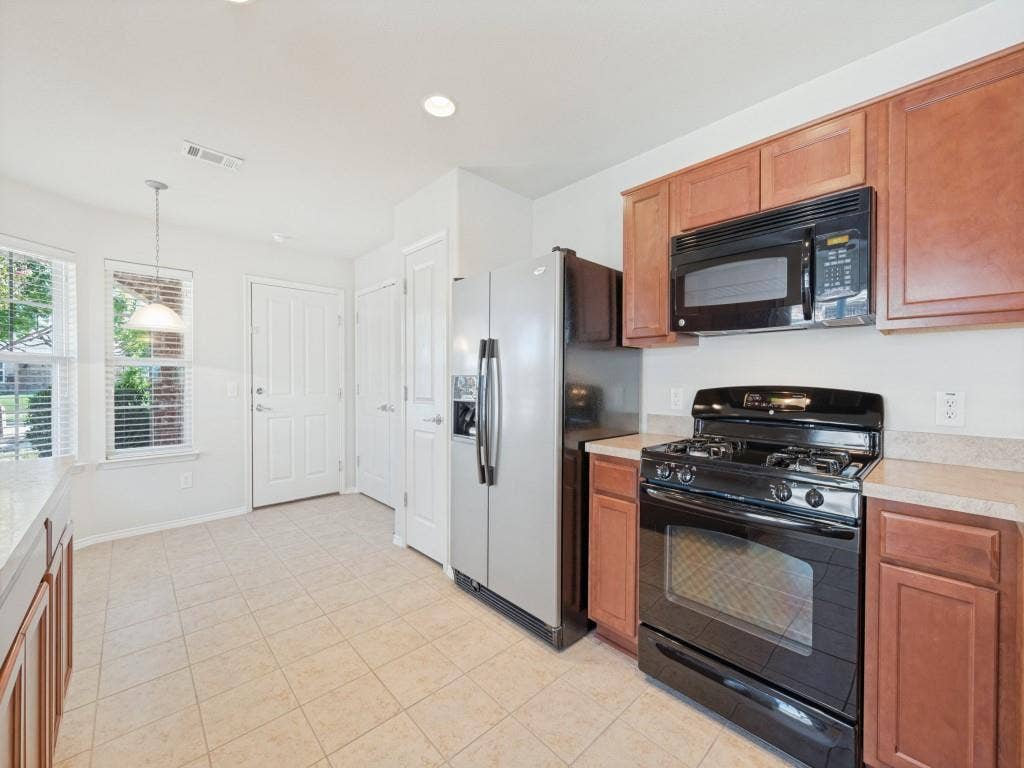 1382 Troon Drive, Frisco, TX 75036 1382 Troon Drive, Frisco, TX 75036
