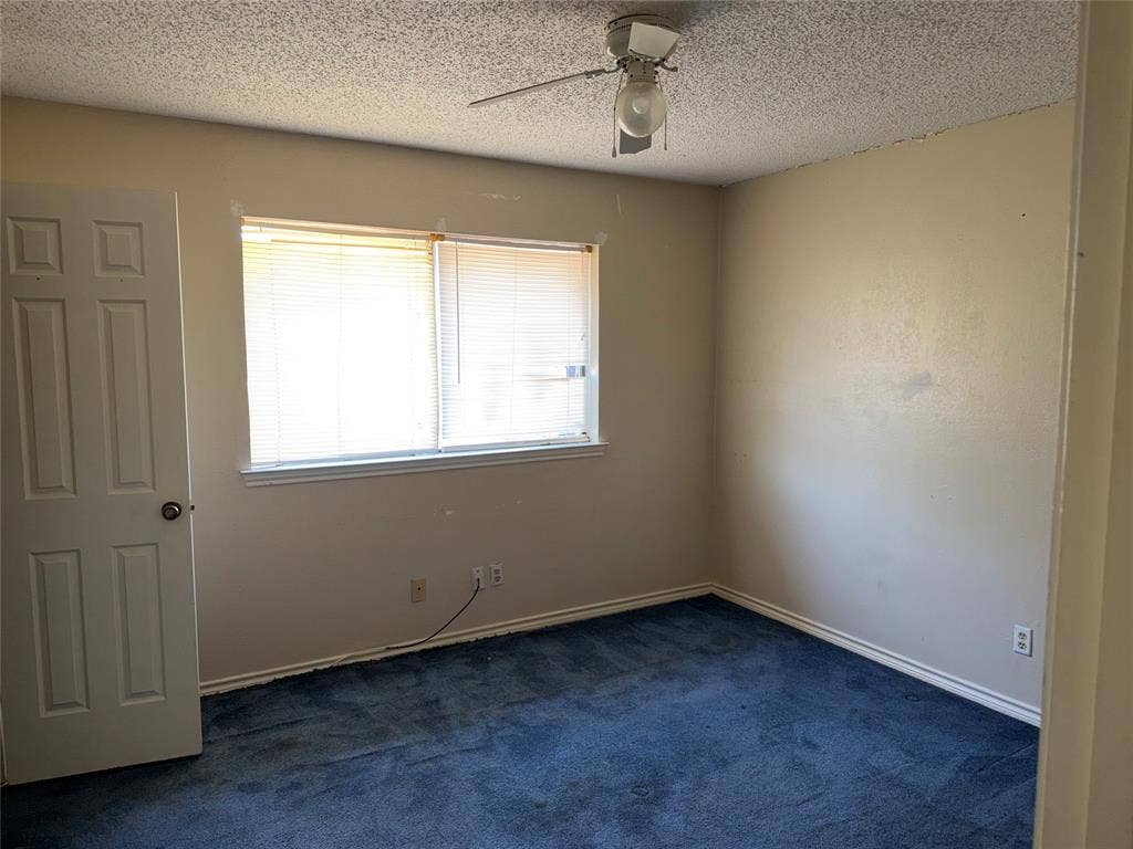 1129 Evergreen Circle, DeSoto, TX 75115 1129 Evergreen Circle, DeSoto, TX 75115