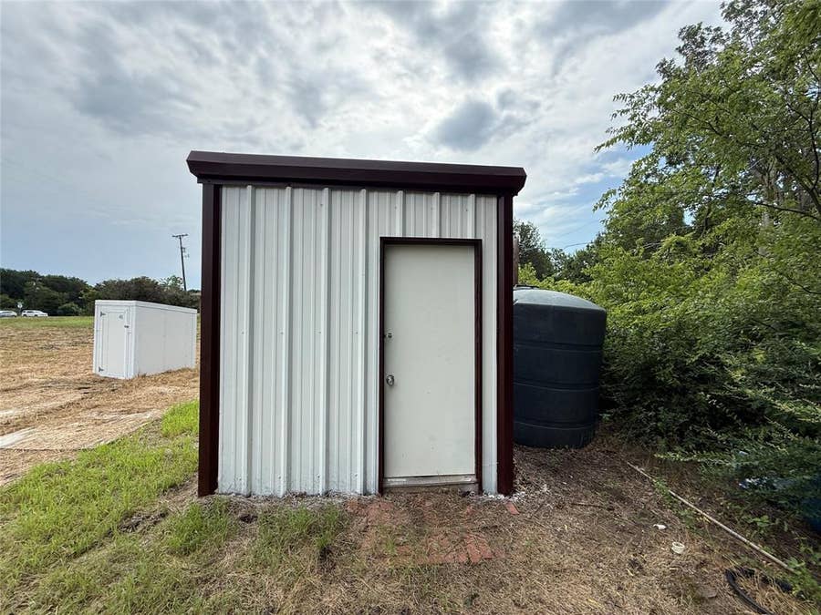 Property photo for 4724 E University Drive, Denton, TX