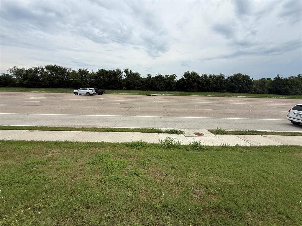 4724 E University Drive, Denton, TX 76208 4724 E University Drive, Denton, TX 76208