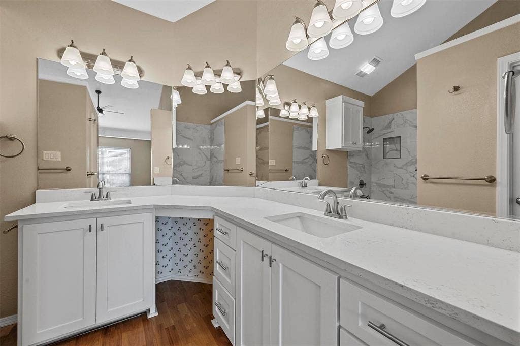 3100 Devonshire Drive, #209, Plano, TX 75075 3100 Devonshire Drive, #209, Plano, TX 75075