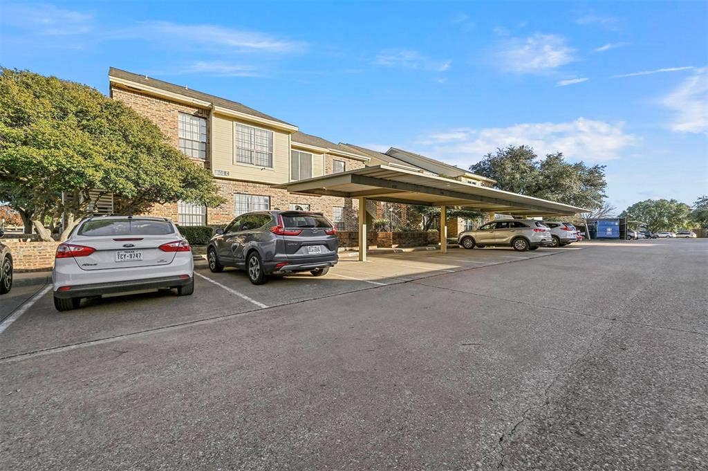 3100 Devonshire Drive, #209, Plano, TX 75075 3100 Devonshire Drive, #209, Plano, TX 75075
