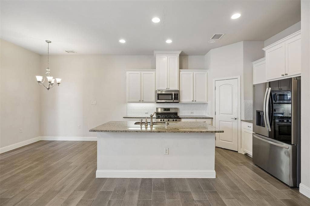 4135 Cascade Sky Drive, Arlington, TX 76005 4135 Cascade Sky Drive, Arlington, TX 76005