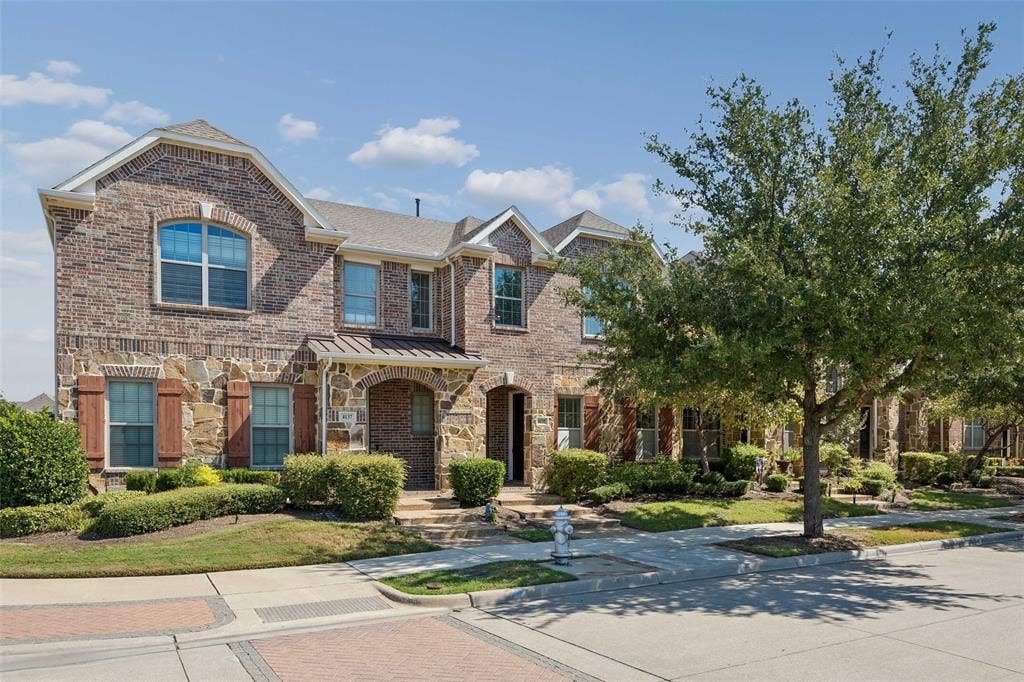 4135 Cascade Sky Drive, Arlington, TX 76005 4135 Cascade Sky Drive, Arlington, TX 76005