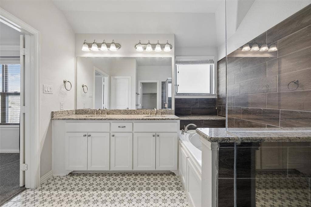4135 Cascade Sky Drive, Arlington, TX 76005 4135 Cascade Sky Drive, Arlington, TX 76005