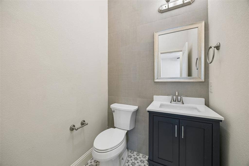 4135 Cascade Sky Drive, Arlington, TX 76005 4135 Cascade Sky Drive, Arlington, TX 76005
