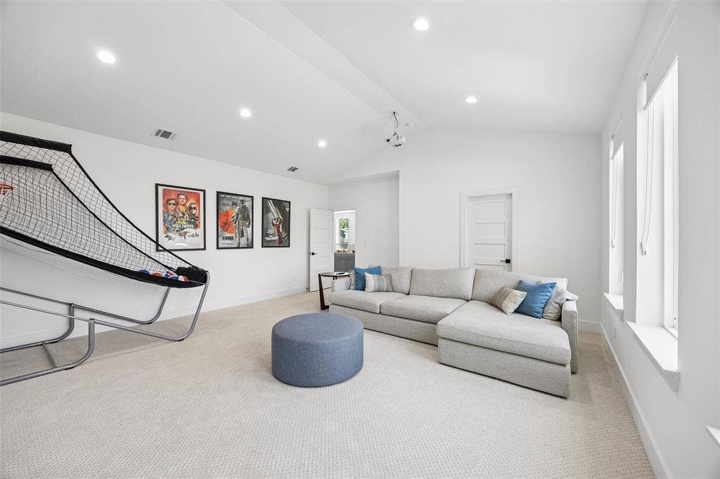 3722 Cortez Drive, Dallas, TX 75220 3722 Cortez Drive, Dallas, TX 75220