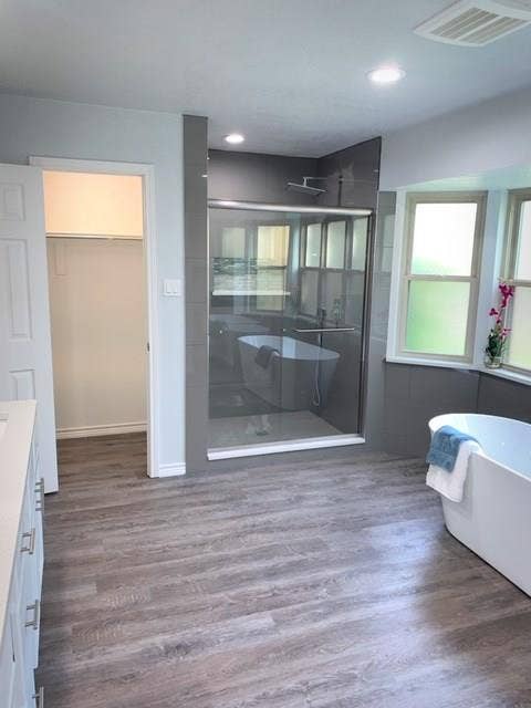 1813 University Drive, Richardson, TX 75081 1813 University Drive, Richardson, TX 75081