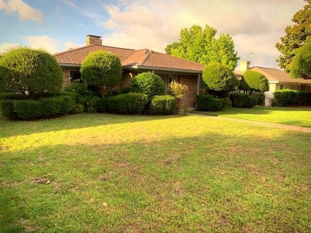 1813 University Drive, Richardson, TX 75081 1813 University Drive, Richardson, TX 75081