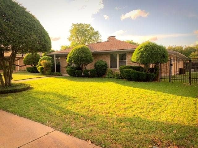 1813 University Drive, Richardson, TX 75081 1813 University Drive, Richardson, TX 75081