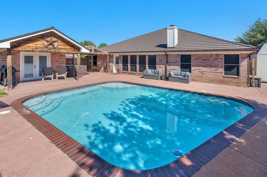 Property photo for 229 Willow Creek Drive, Weatherford, TX