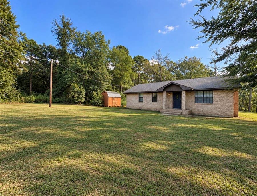 Property photo for 879 County Road 1745, Mount Pleasant, TX