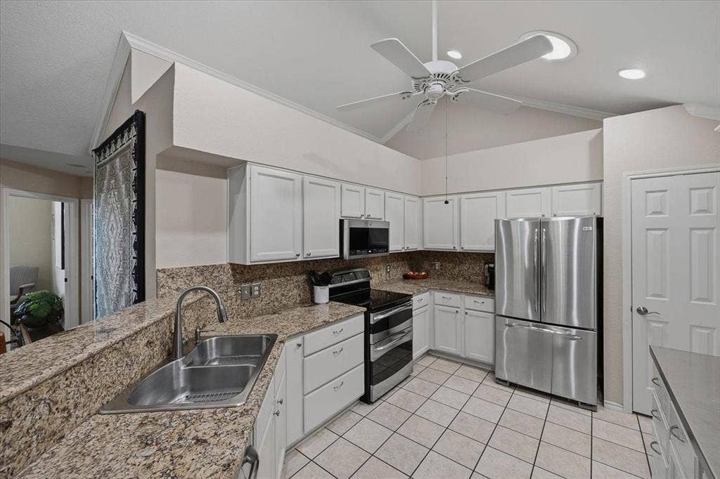 6137 Haley Lane, Fort Worth, TX 76132 6137 Haley Lane, Fort Worth, TX 76132