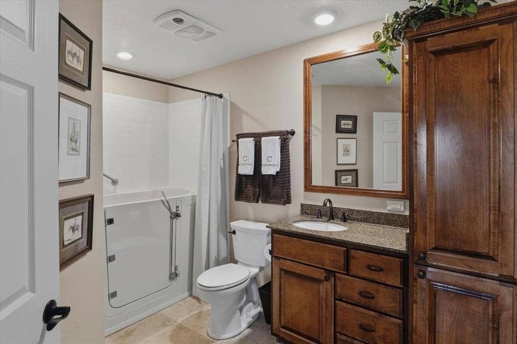 6137 Haley Lane, Fort Worth, TX 76132 6137 Haley Lane, Fort Worth, TX 76132