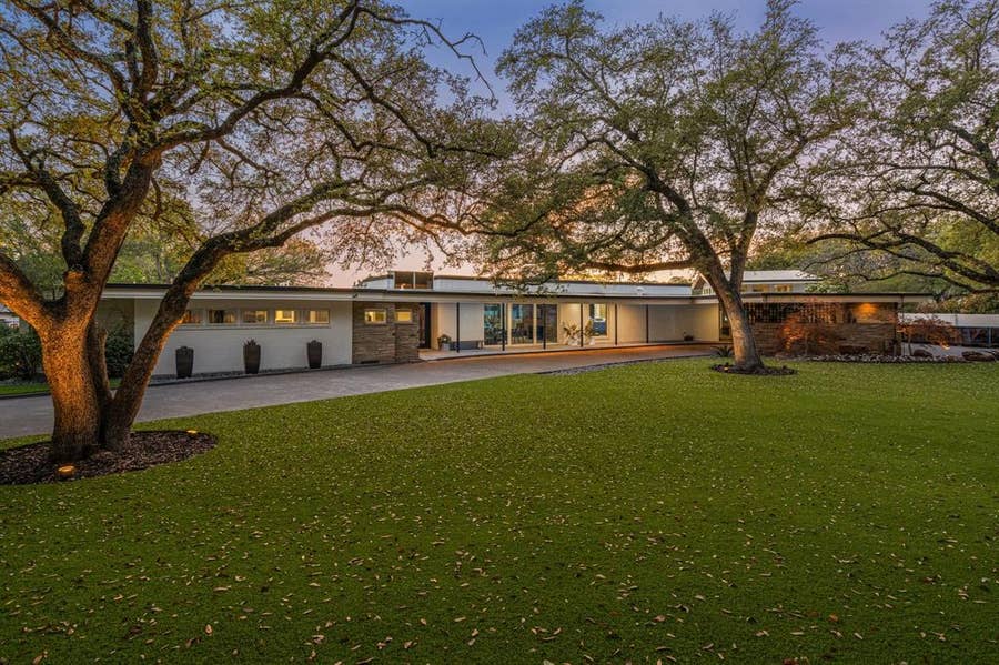 Property photo for 4400 Ridgehaven Road, Fort Worth, TX
