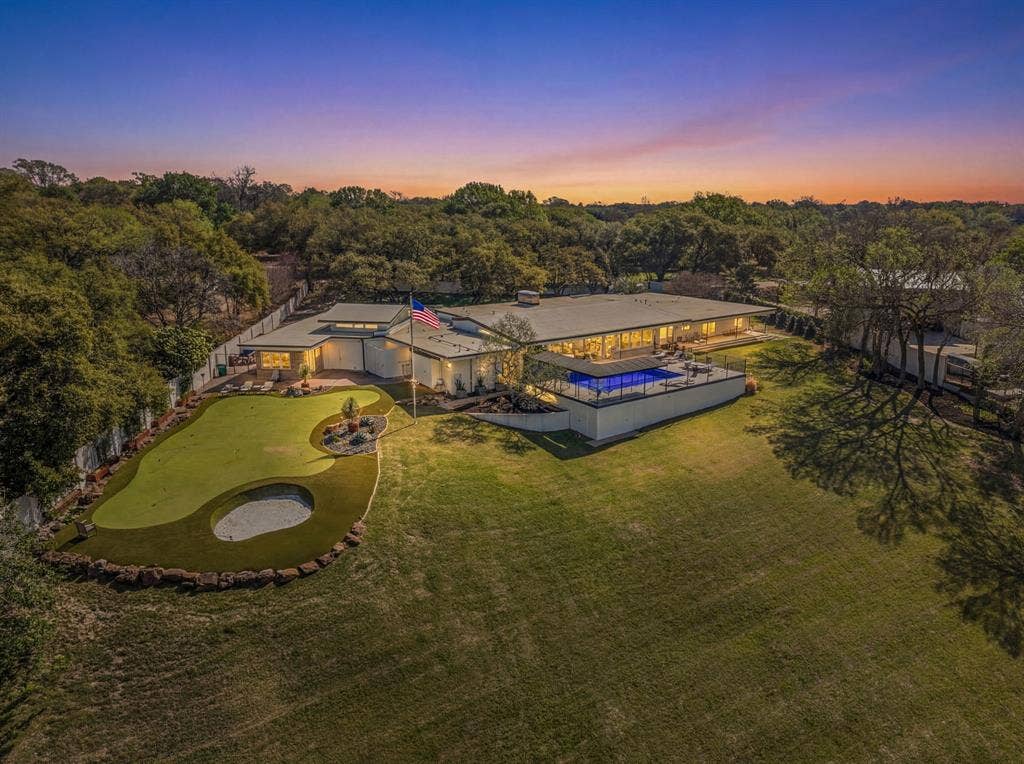 4400 Ridgehaven Road, Fort Worth, TX 76116