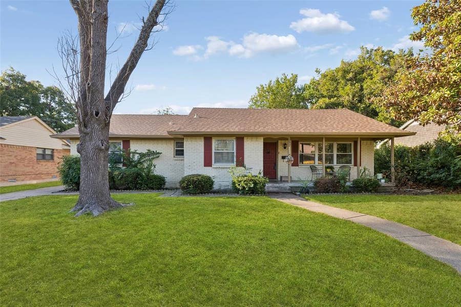 Property photo for 132 W Kenwood Drive, Garland, TX