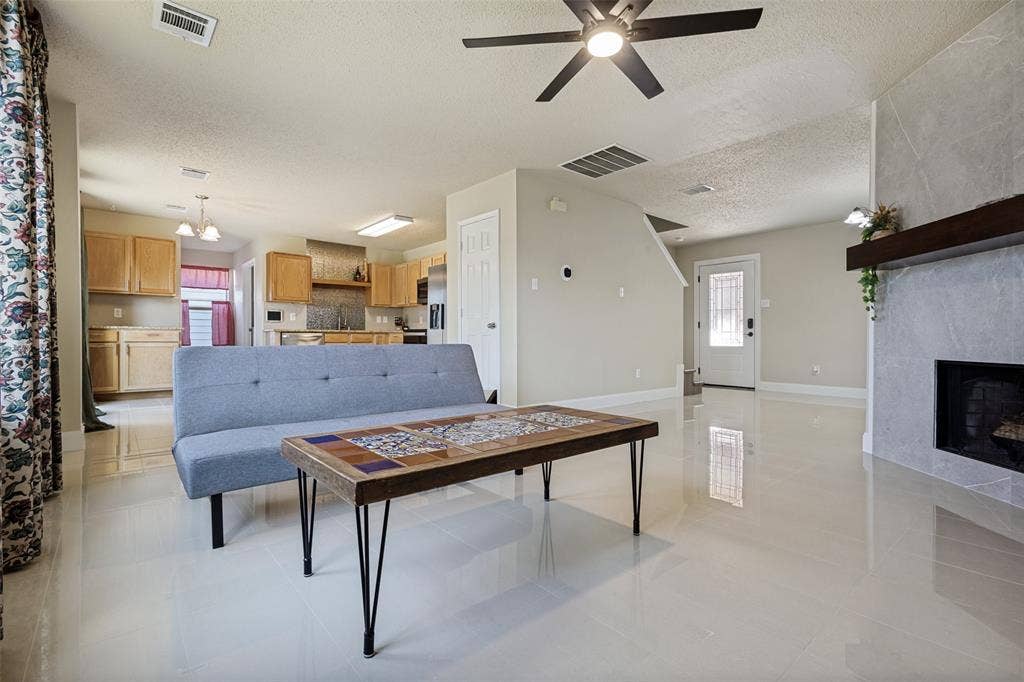 1609 White Oak Road, Anna, TX 75409 1609 White Oak Road, Anna, TX 75409
