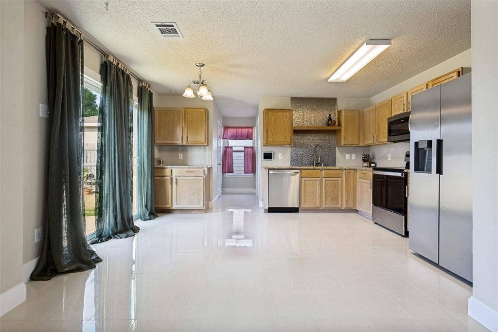 1609 White Oak Road, Anna, TX 75409 1609 White Oak Road, Anna, TX 75409