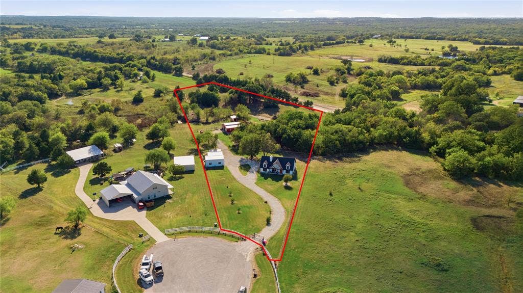 71 COUNTY RD 1266, Whitesboro, TX 76273